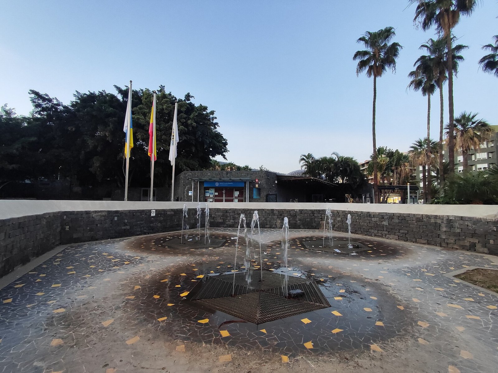 Citizen services office of Santa Cruz de Tenerife town hall (illustrative)
