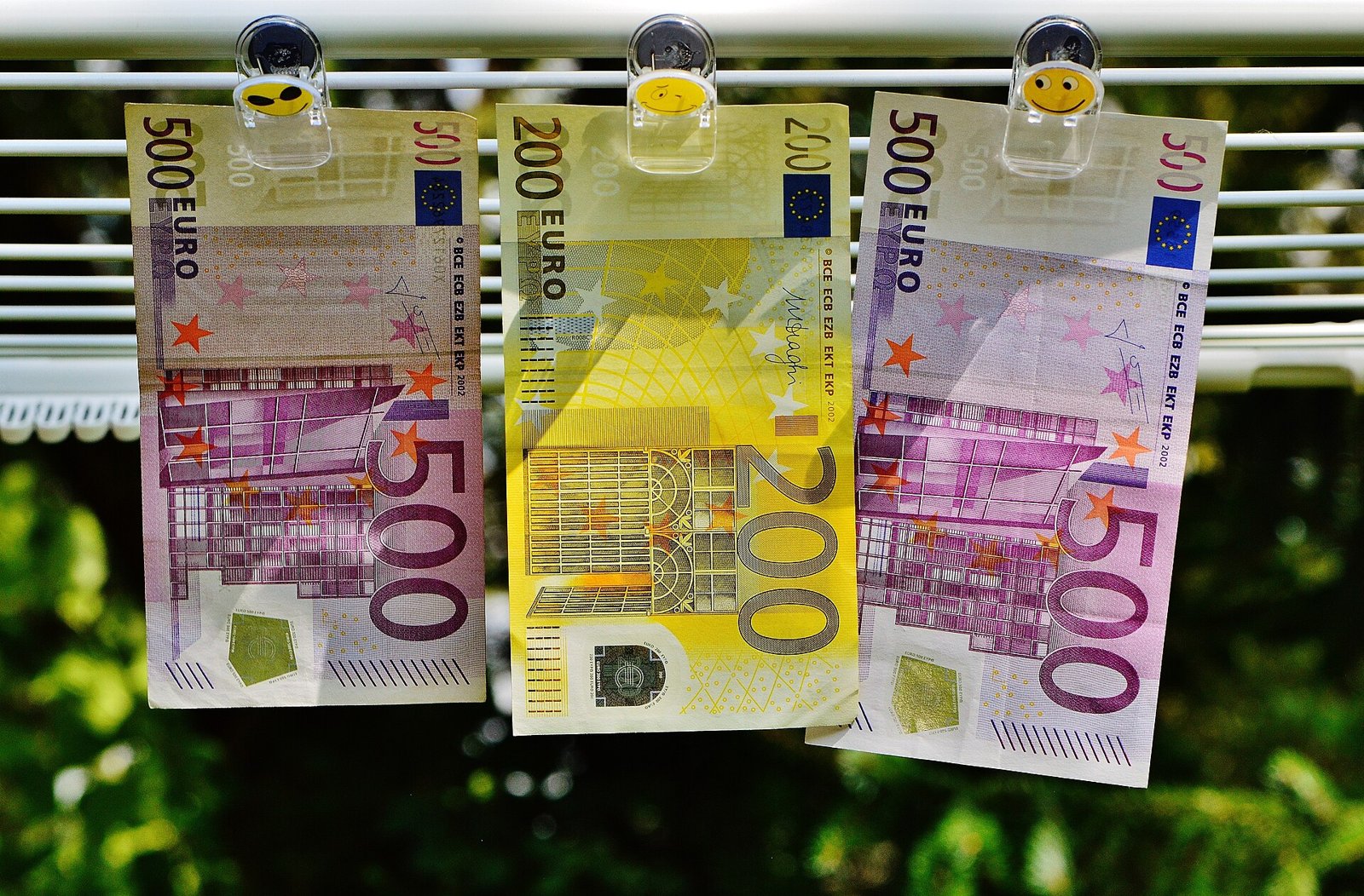 Taxes and money (illustrative)
