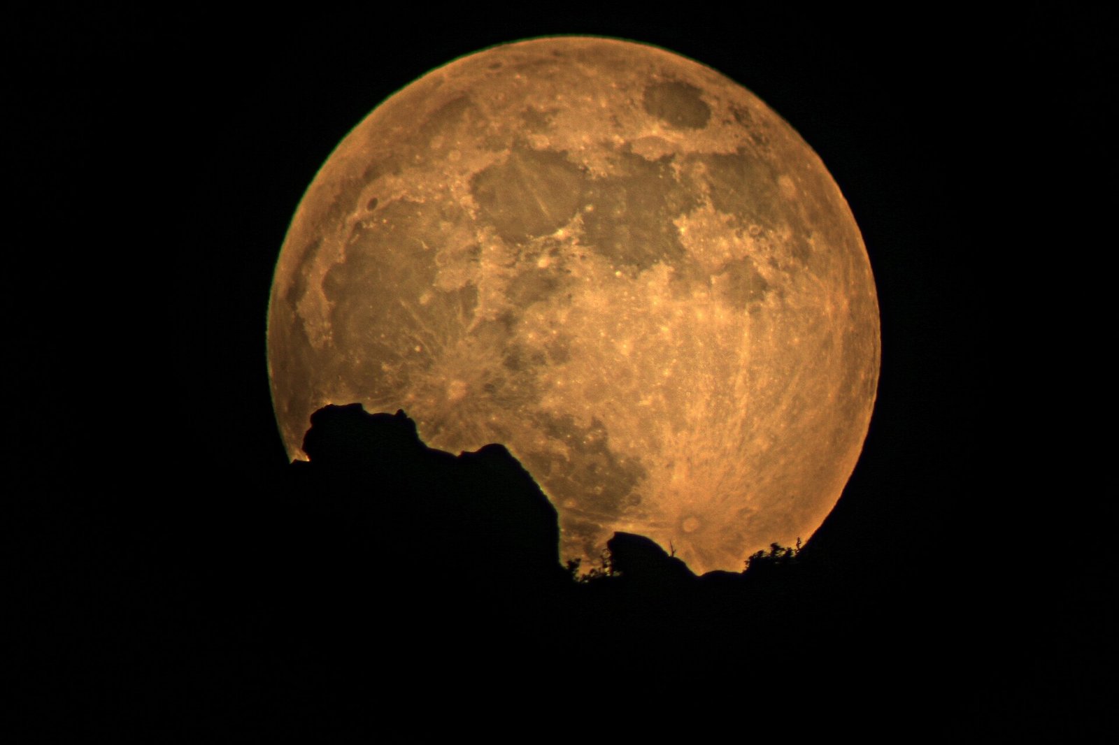 Mondfinsternis, roter Mond (Symbolbild)