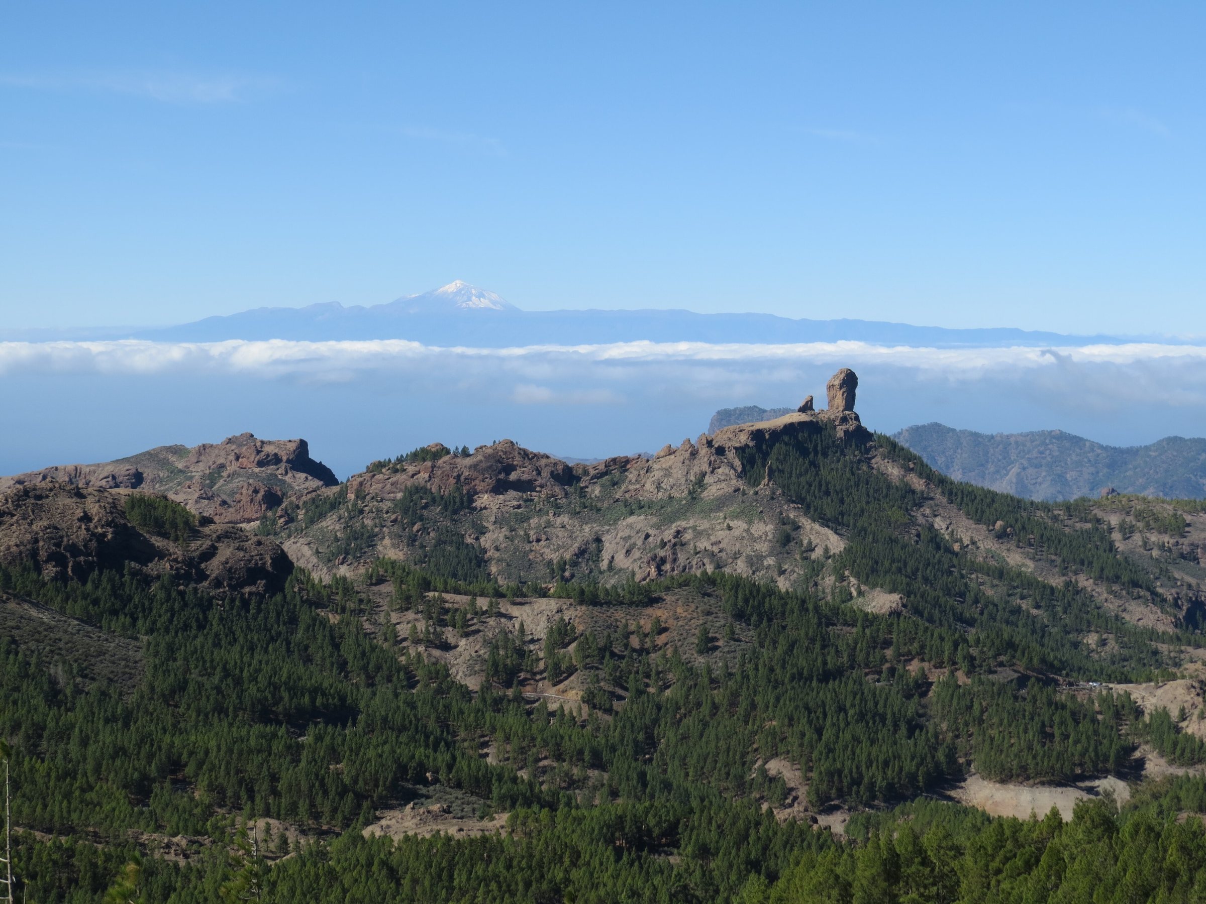 Symbolbild: Roque Nublo y Tenerife