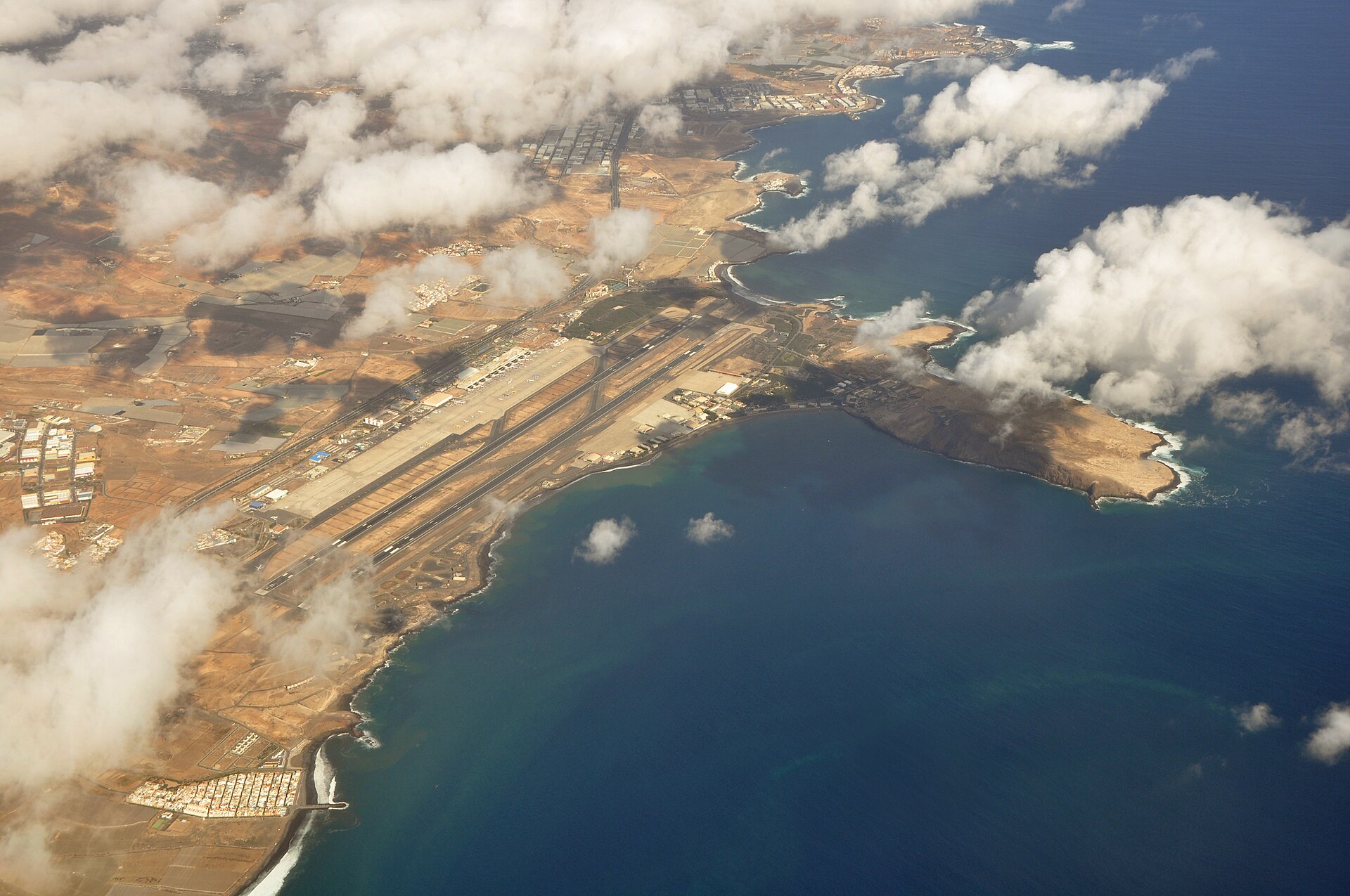 Immagine d'archivio: Gran Canaria International Airport R01