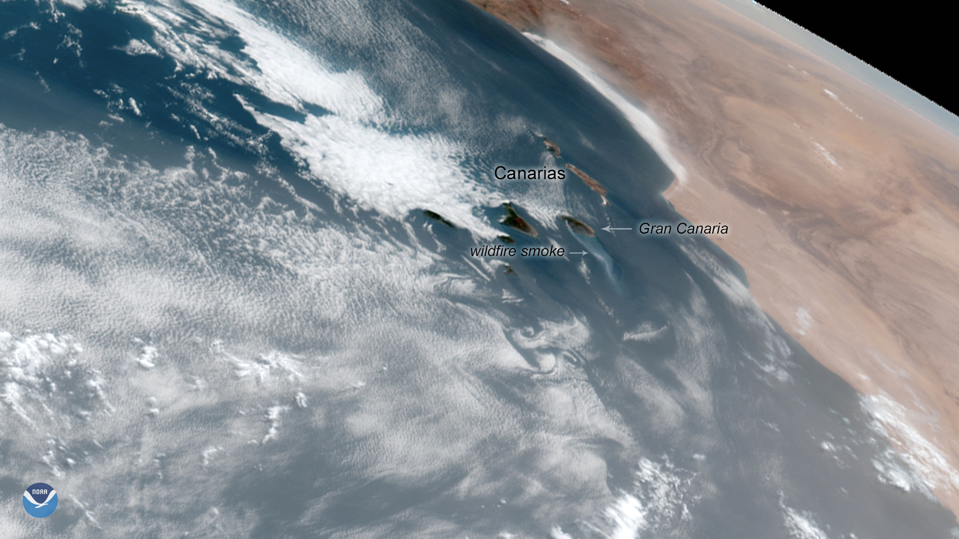 Immagine d'archivio: GOES East Focuses On Wildfire Smoke in the Canary Islands