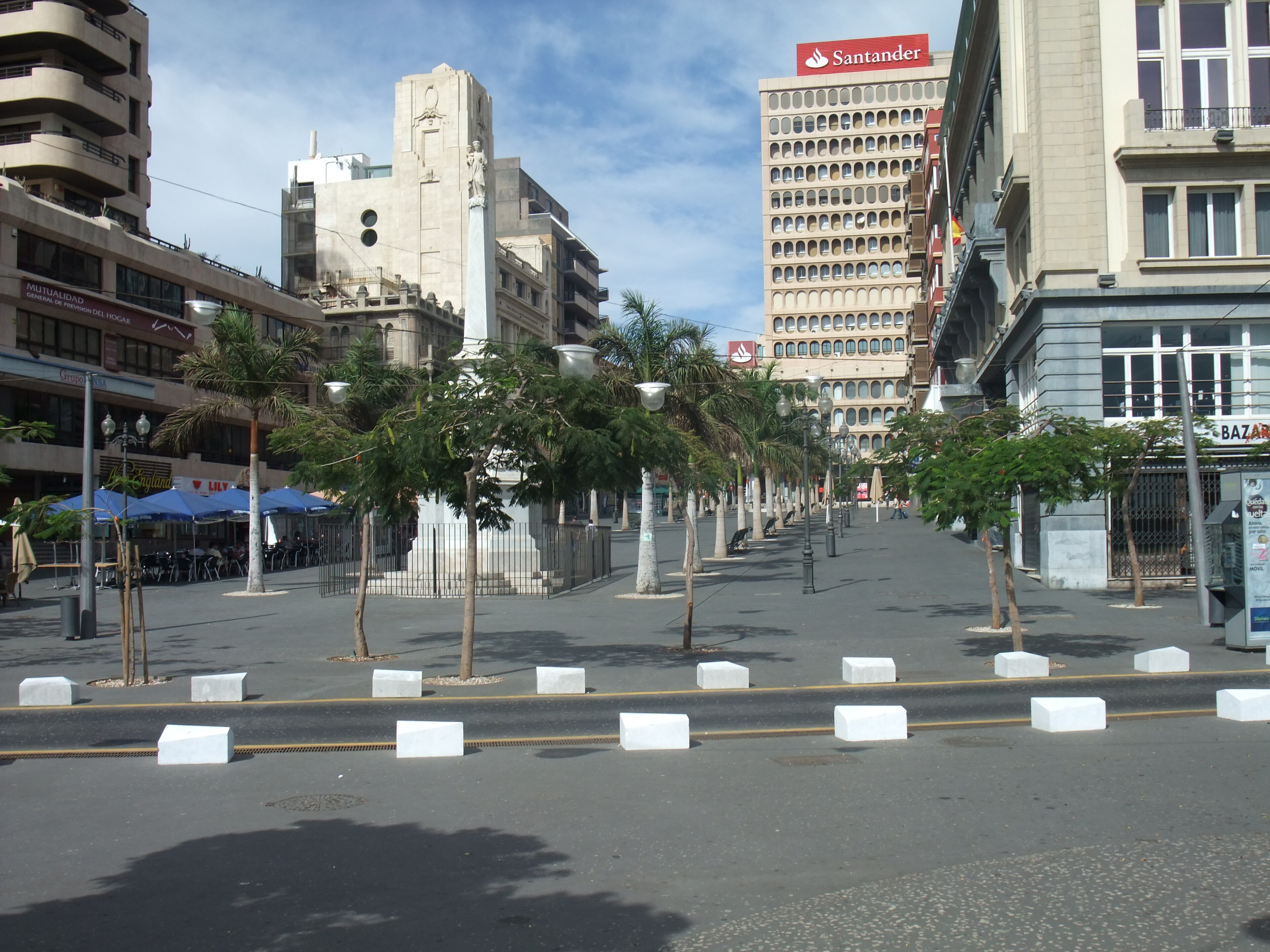 Immagine d’archivio: Plaza de la Candelaria a Santa Cruz de Tenerife