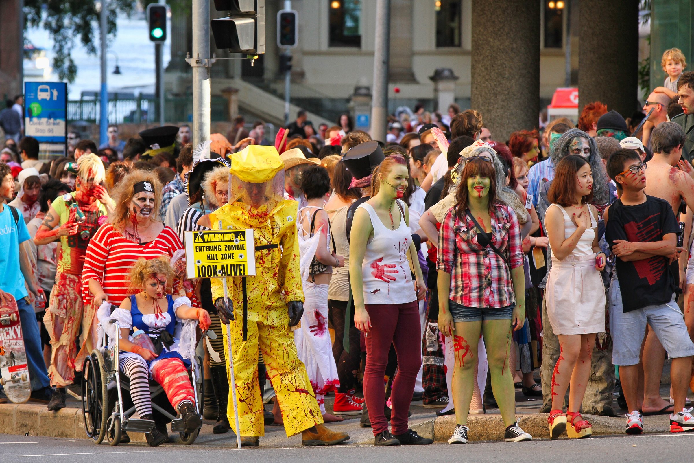 Symbolbild: Brisbane Zombie Walk 2011 - AndrewMercer IMG03618