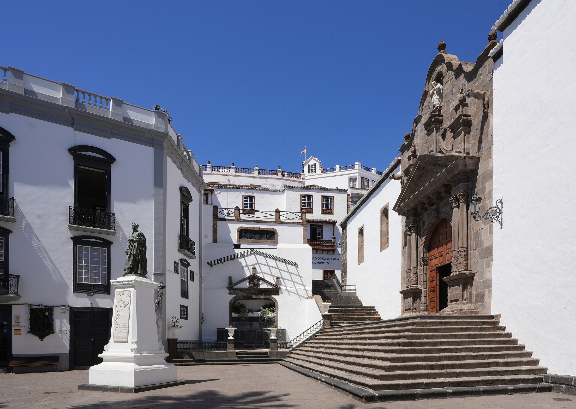 Symbolbild: Santa Cruz de La Palma - Plaza de Espana