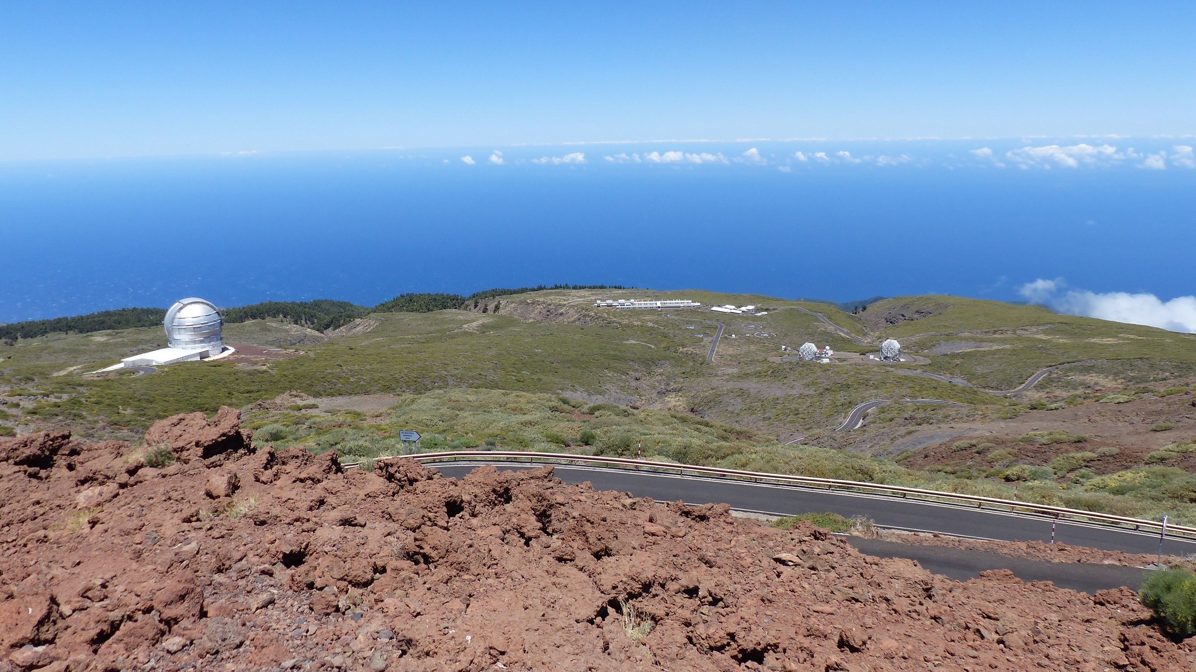 Immagine d'archivio: Gran Telescopio Canarias, panorama, isla de La Palma, España,