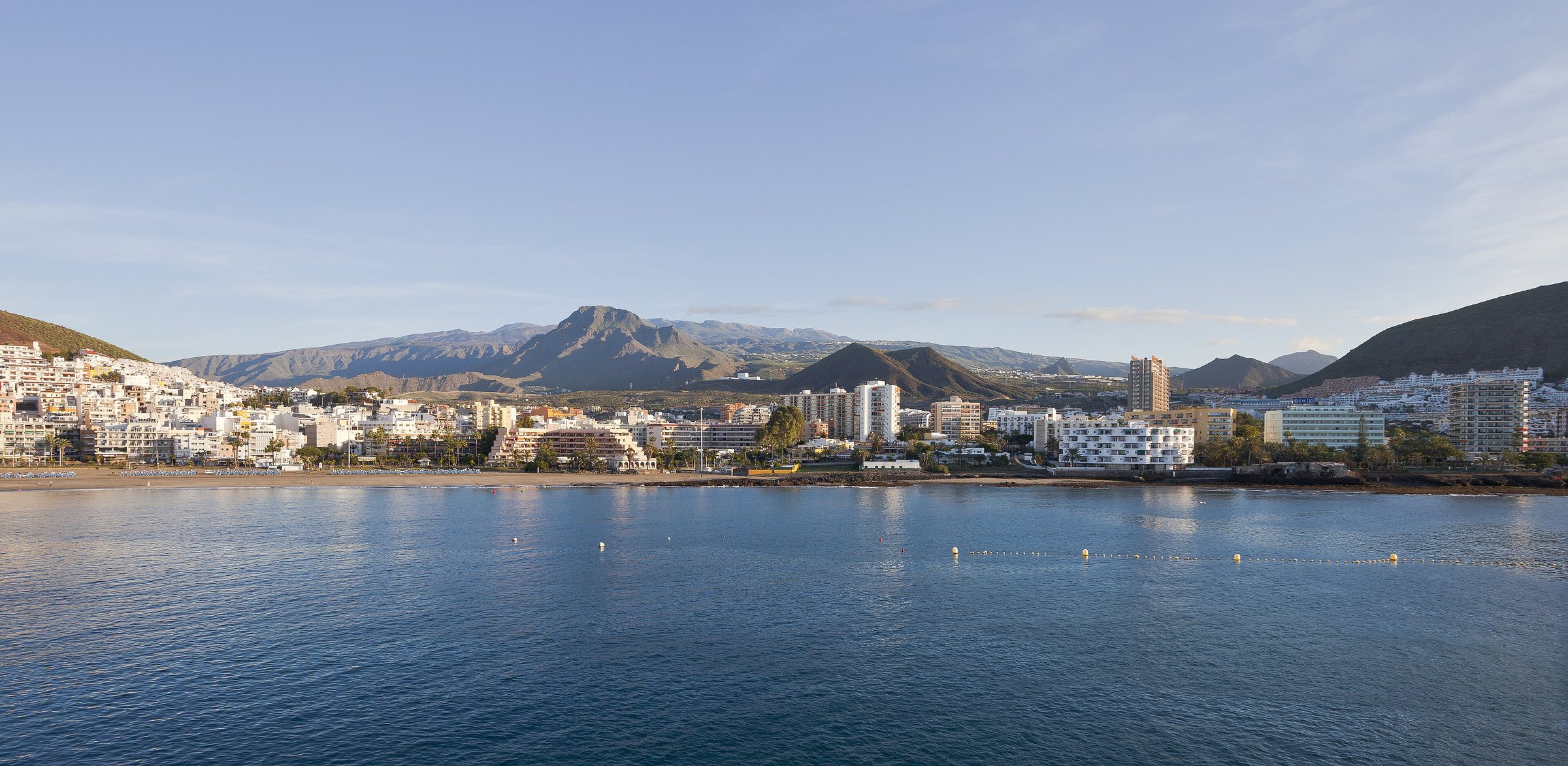 Immagine d'archivio: Puerto de Los Cristianos, Tenerife, España, 2012-12-14, DD