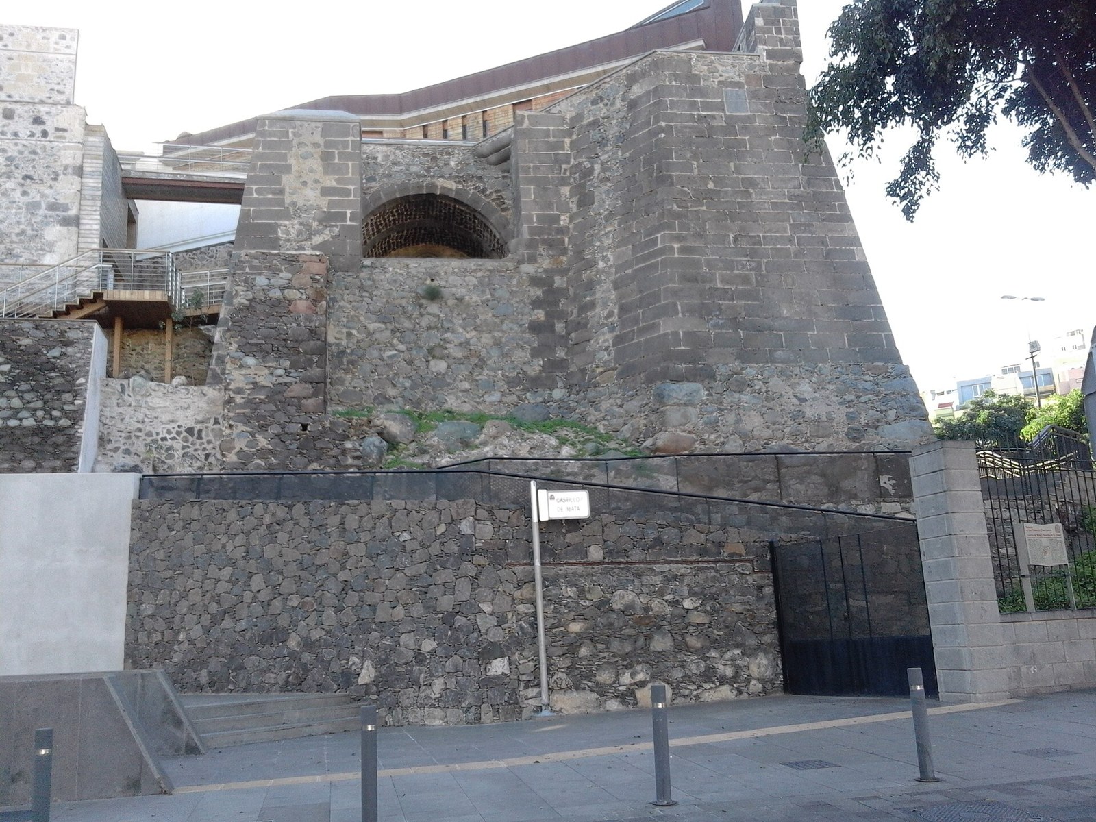 Castillo de Mata in Las Palmas de Gran Canaria, one of the festival's two sites