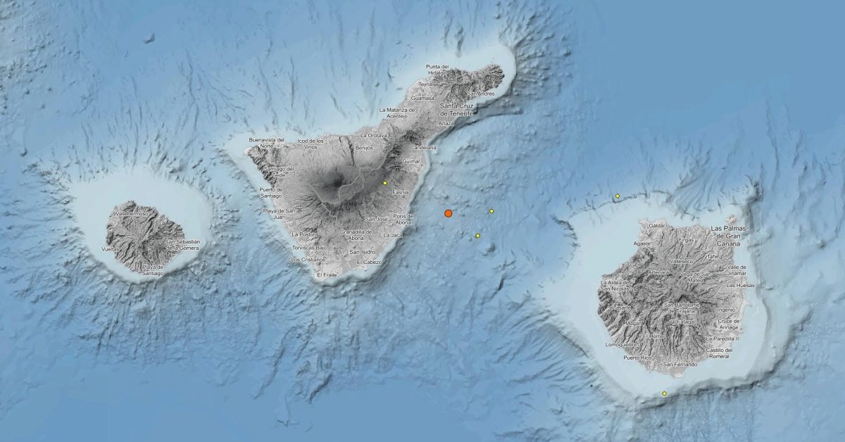Volcán Teide Tenerife — sismos bajo el sistema volcánico