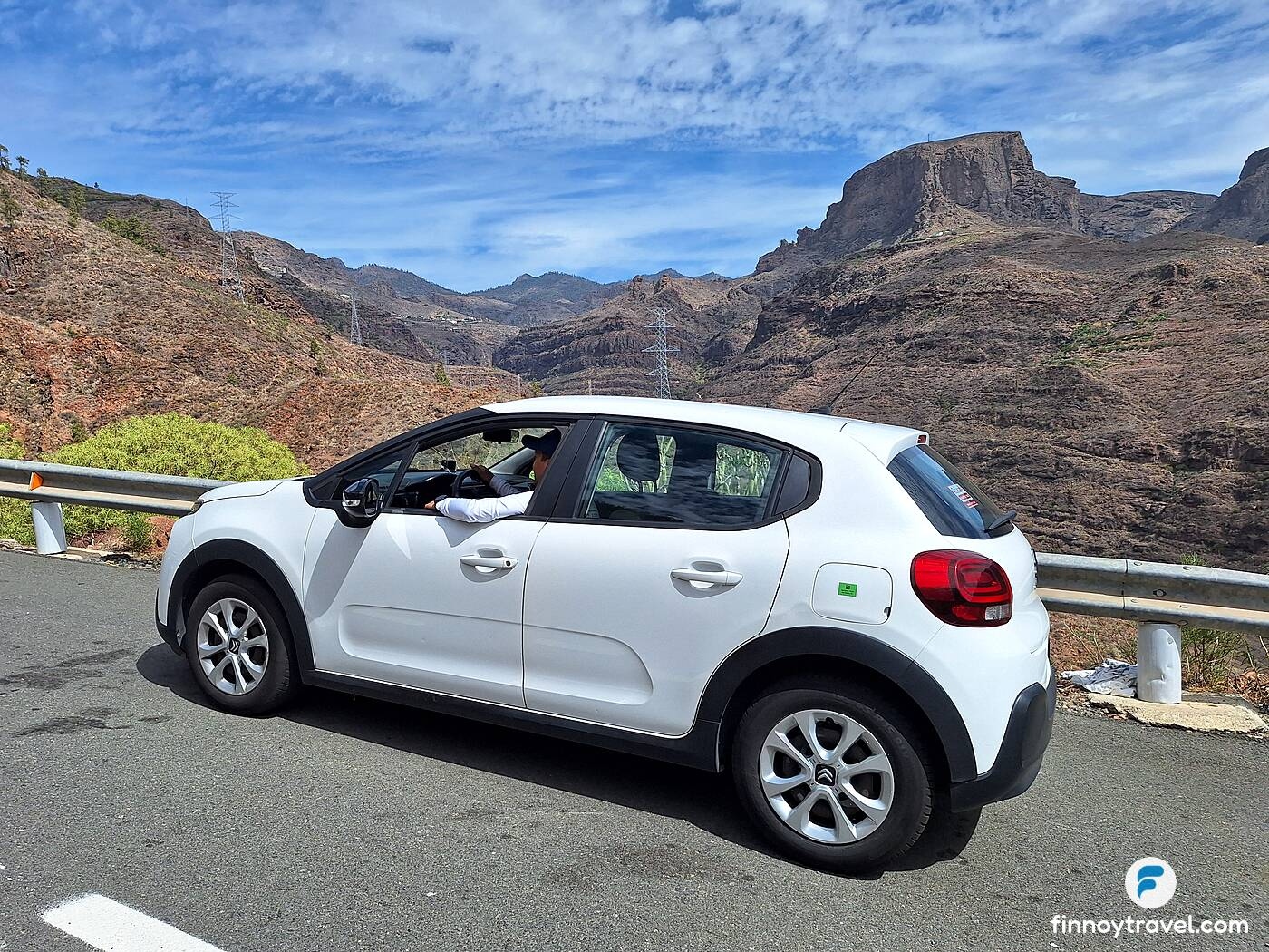 White rental car in Gran Canaria — buying or renting relocation guide